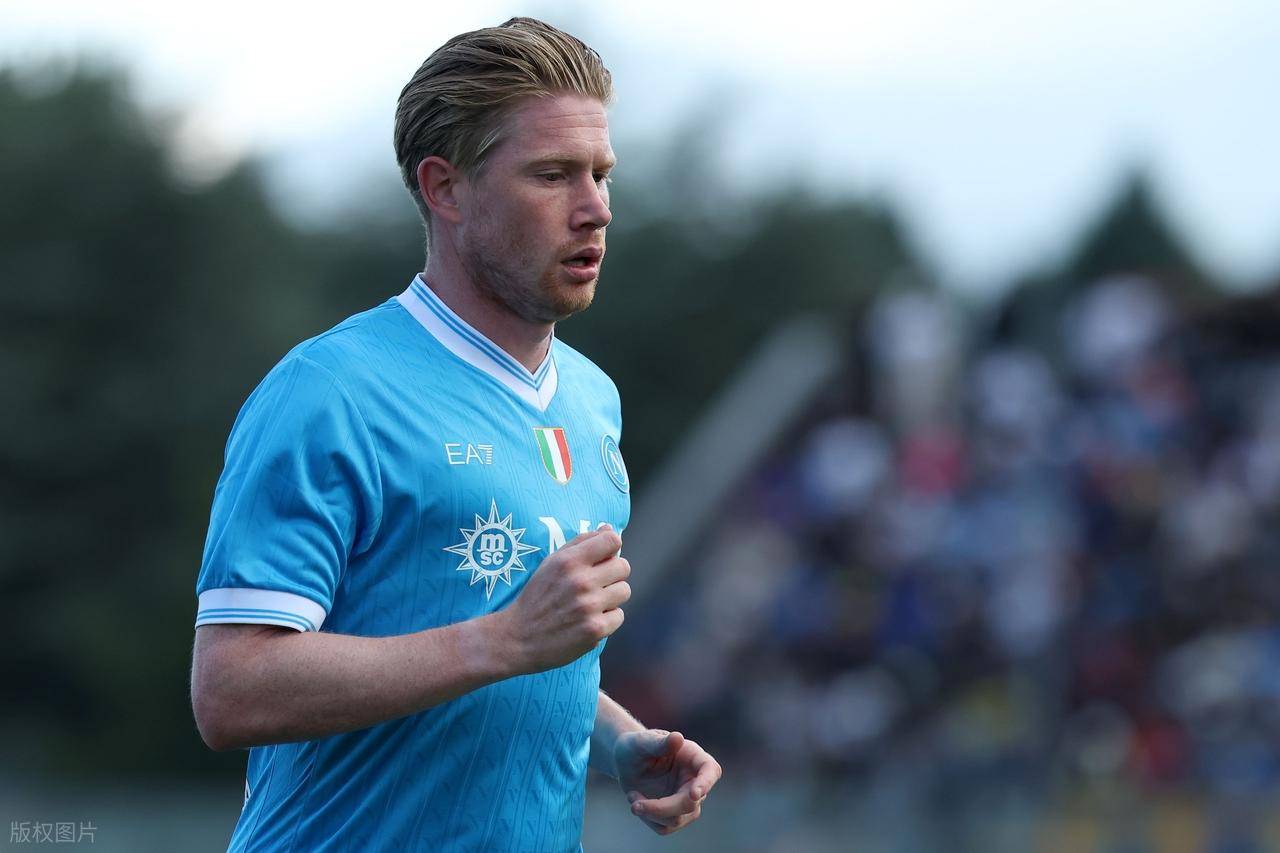 终于有正面贡献！杨瀚森前场板先助攻三分 然后快攻再助攻扣篮