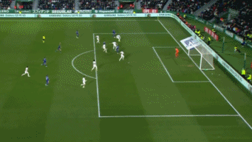 世体：费尔明今日接受检查，以便确认是否能出战周末的联赛